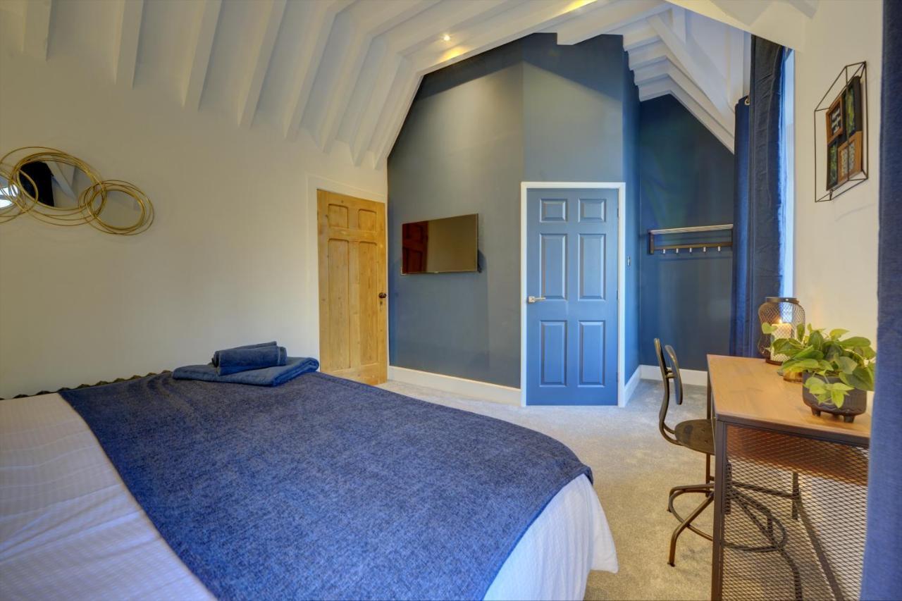 The Old Vicarage - Secure Parking, Fast Wifi, Garden Villa Leeds  Exteriör bild