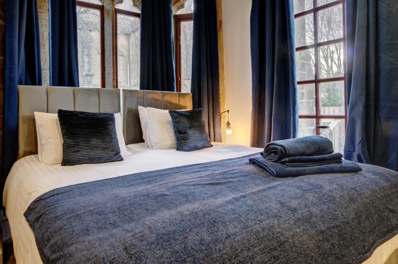 The Old Vicarage - Secure Parking, Fast Wifi, Garden Villa Leeds  Exteriör bild