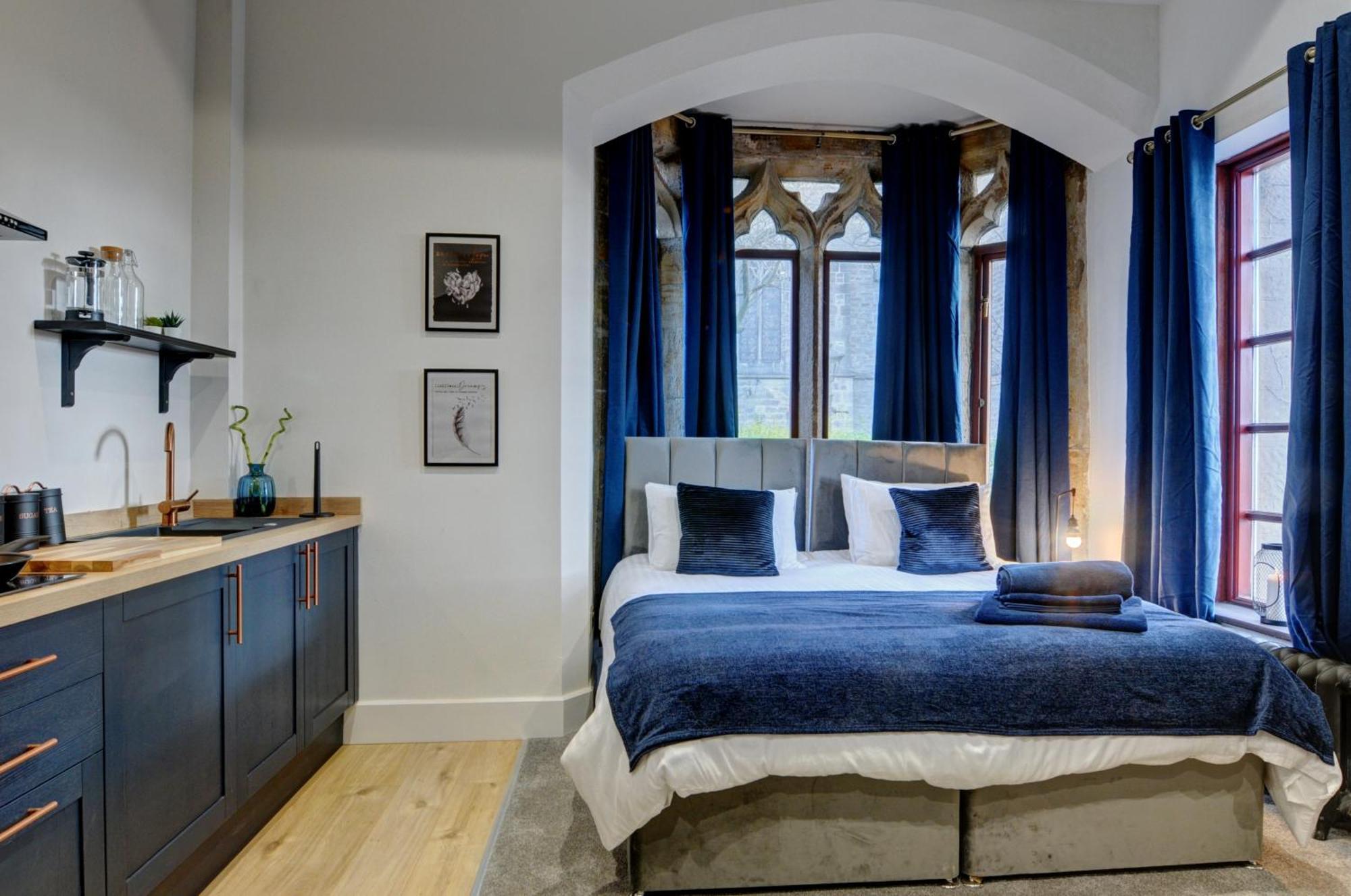 The Old Vicarage - Secure Parking, Fast Wifi, Garden Villa Leeds  Exteriör bild